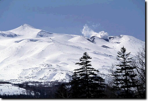十勝岳火口