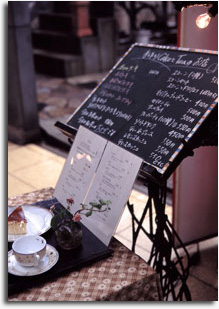お店の看板