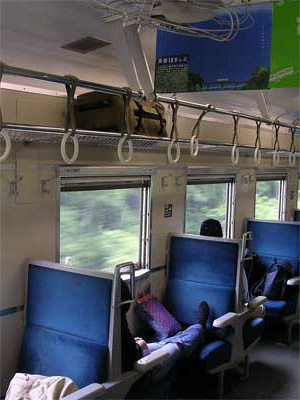 列車内